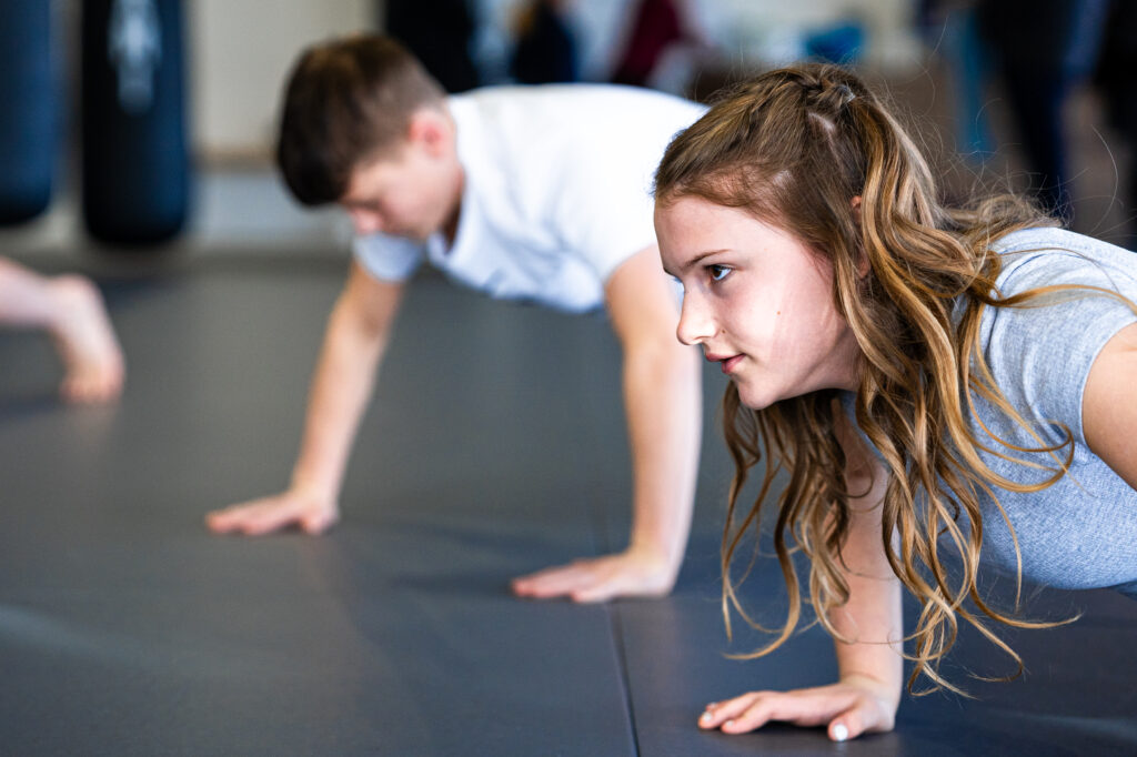 Jugend Thaiboxen (von 12 - 15 Jahren)